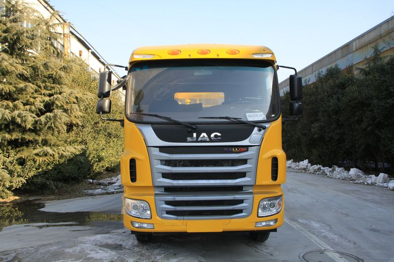 為什么瀝青灑布車(chē)會(huì )灑布不均勻